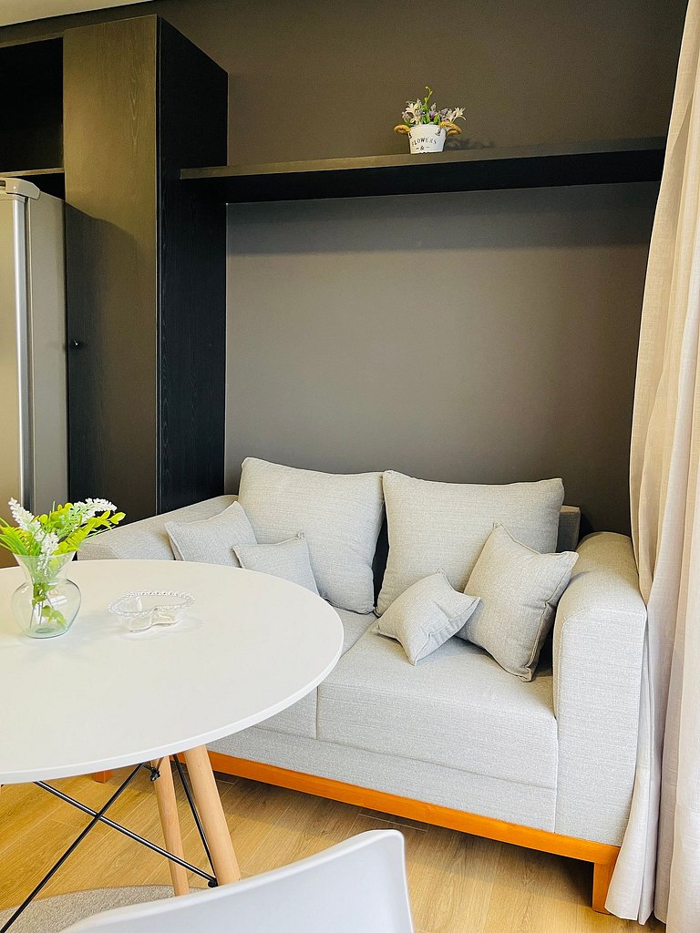 LOFT UP 1309 | Mobiliado | WIFI | Piscina |