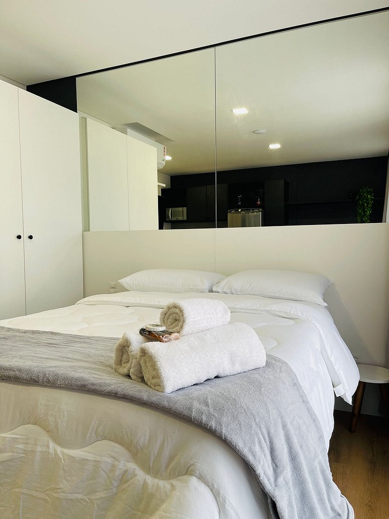 LOFT UP 510 | Mobiliado | WIFI | Piscina | Vaga