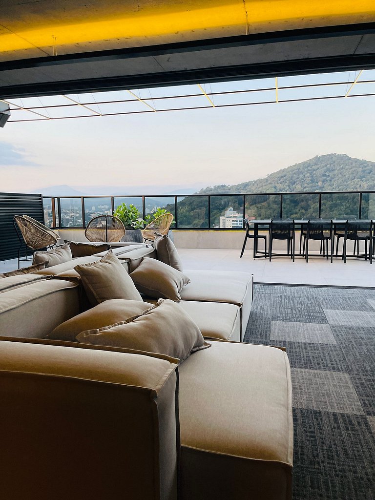 UP 401 | Mobiliado | WIFI | Piscina | Vaga