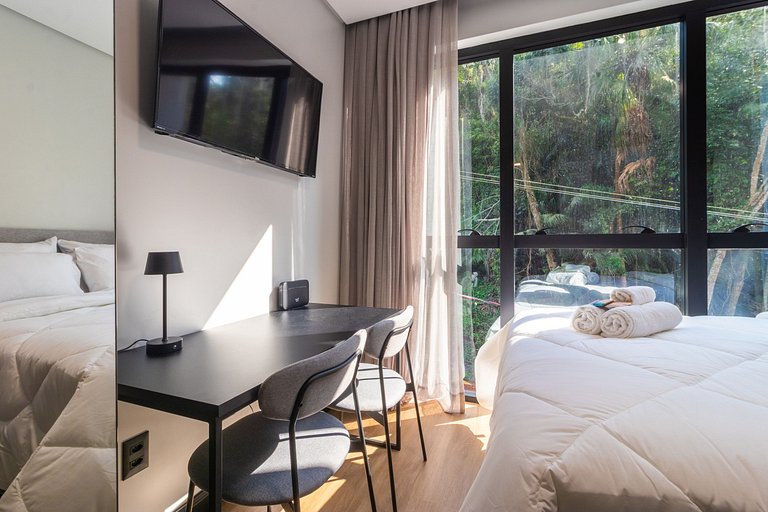 Loft 302 ao lado da Vila Germânica com Vaga