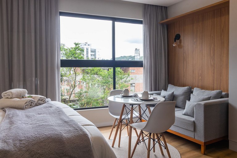 UP 210 Mobiliado | WIFI | Piscina | Academia