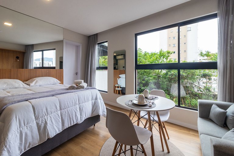 UP 210 Mobiliado | WIFI | Piscina | Academia