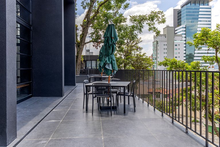 NOVO Loft 2001 • Piscina/Academia/Vaga