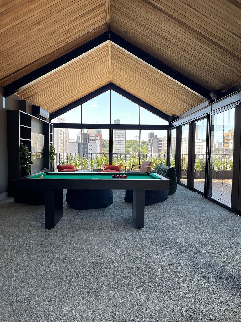 LINDO Loft 2005• Piscina/Academia/Coworking