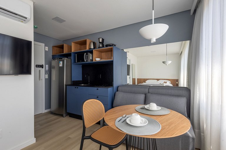 LINDO Loft 306 • Piscina/Academia