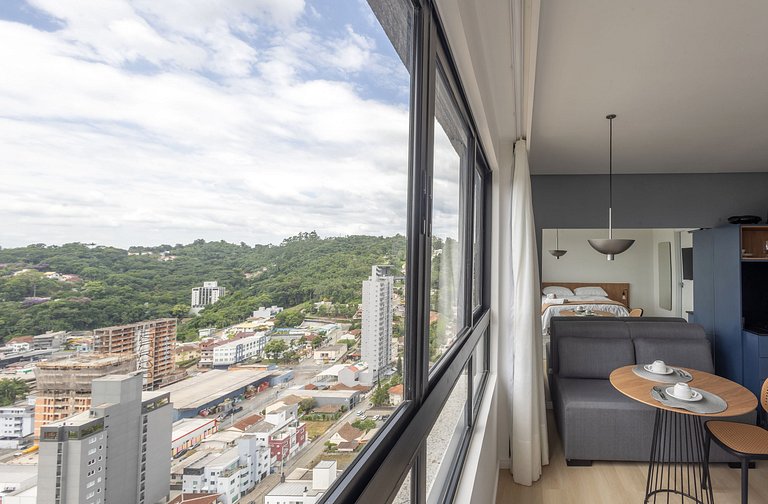 LINDO Loft 2005• Piscina/Academia/Coworking