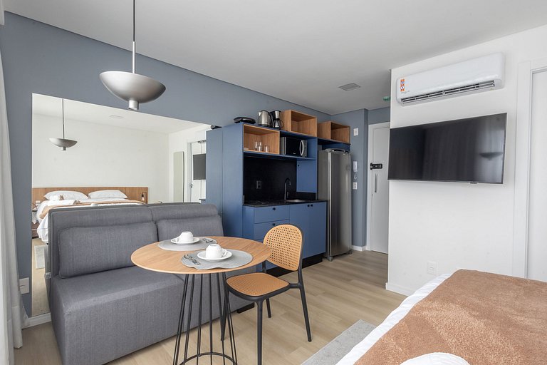 LINDO Loft 2005• Piscina/Academia/Vaga