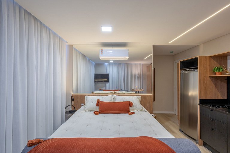 NOVO Loft 2001 • Piscina/Academia/Vaga