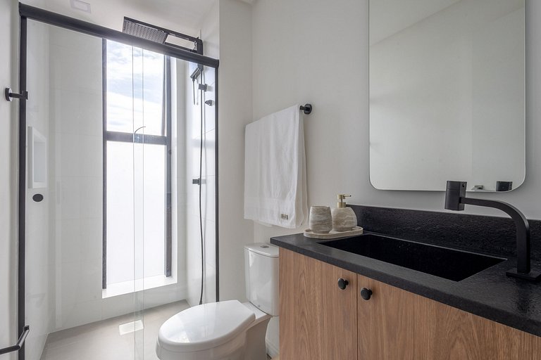 NOVO Loft 2001 • Piscina/Academia/Vaga