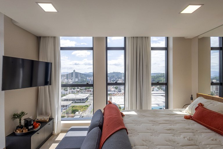 NOVO Loft 2001 • Piscina/Academia/Vaga