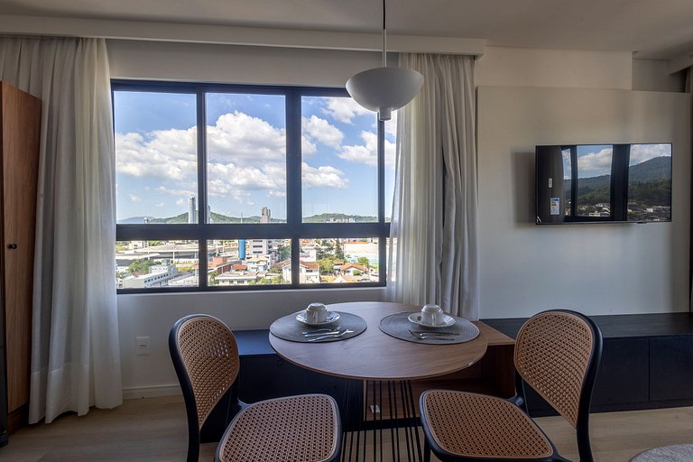 LINDO Loft 311 • Piscina/Academia/Vaga