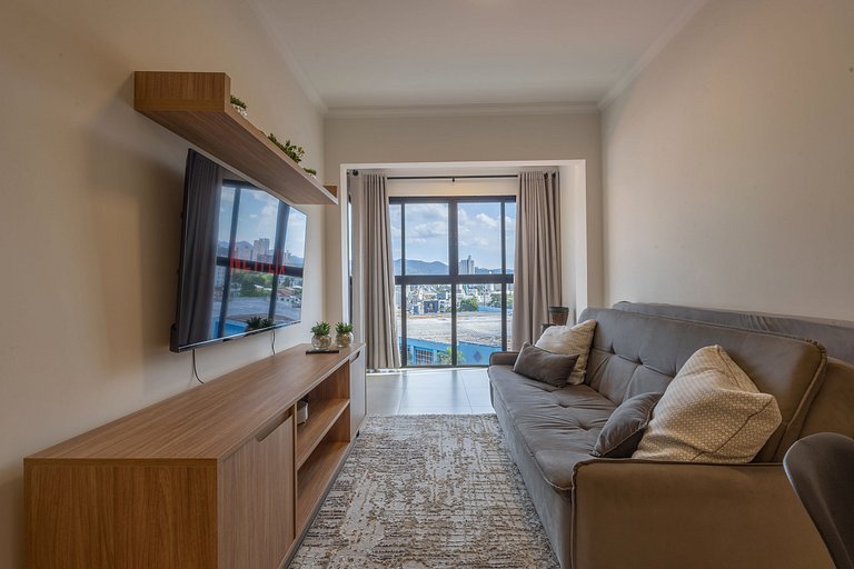 905 Excelente Apto próx. a Vila Germânica c/ vaga