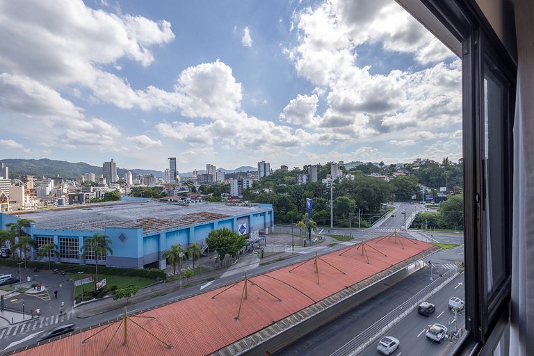 905 Excelente Apto próx. a Vila Germânica c/ vaga