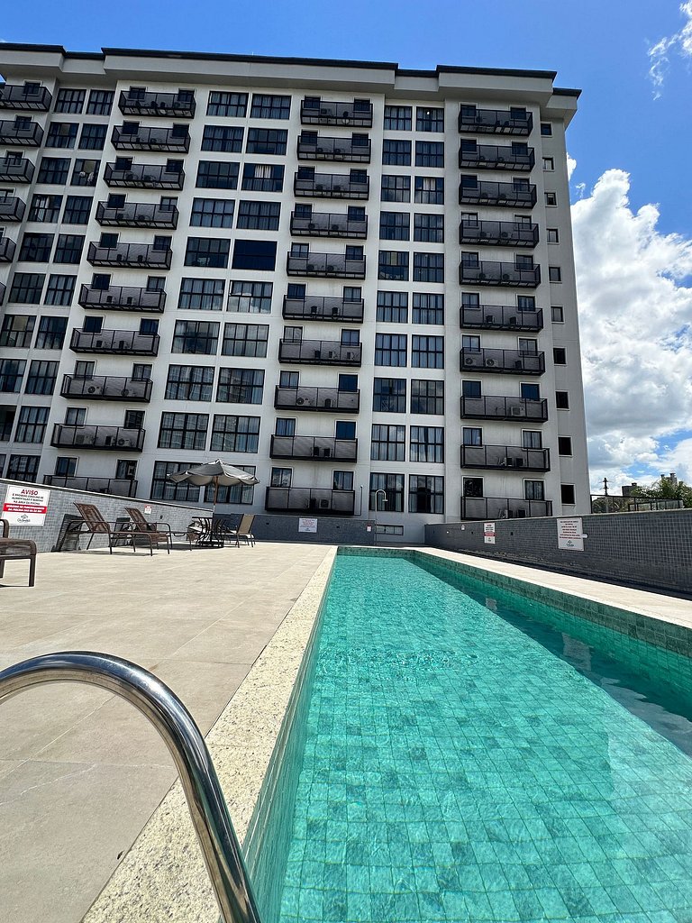 413 Excelente Apto próx. a Vila Germânica c/ vaga