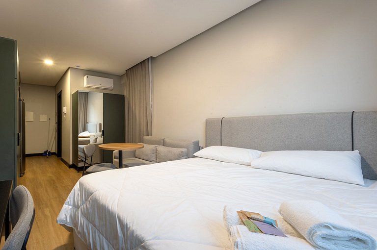 Loft 501 ao lado da Vila Germânica com Vaga