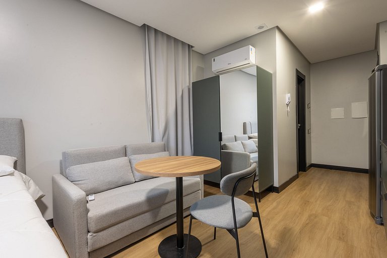 Loft 710 ao lado da Vila Germânica com Vaga