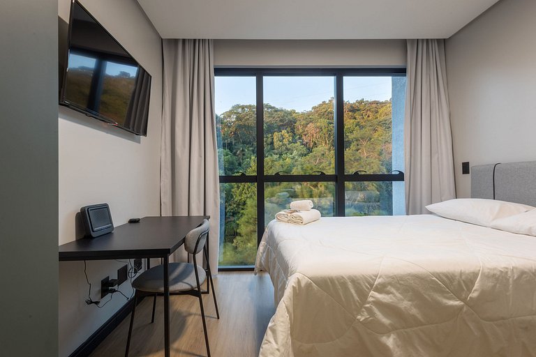 Loft 710 ao lado da Vila Germânica com Vaga
