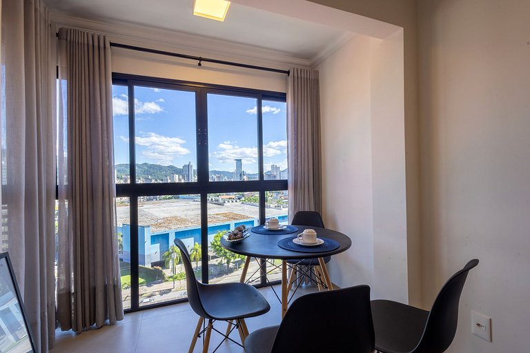 903 Excelente Apto próx. a Vila Germânica c/ vaga