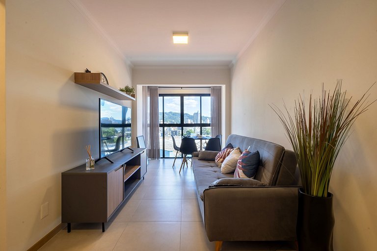 903 Excelente Apto próx. a Vila Germânica c/ vaga